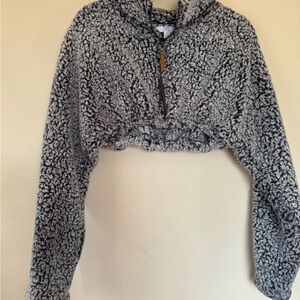 Cozy Gray Sherpa Cropped Hoodie